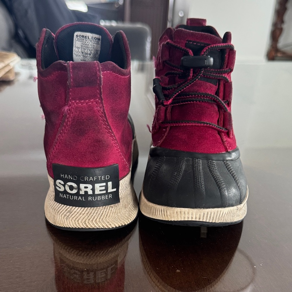 Sorel Red Suede Footwear